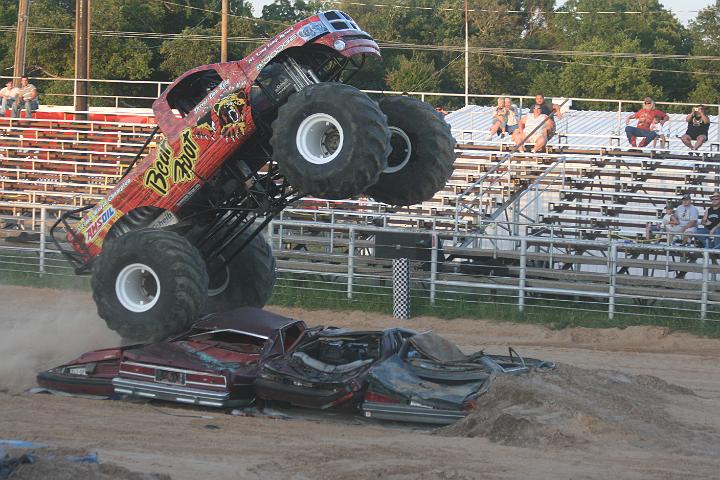 trucks 170.JPG